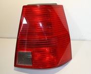 Lampa prawa tył bora golf 4 kombi