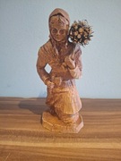 Figurka z drewna Babcia z chrustem
