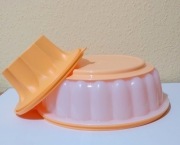 TUPPERWARE  LILIANA MANGO Z TALERZEM 