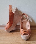 Sandałki, klapki Ryłko 35 ażurowe pomarańczowe