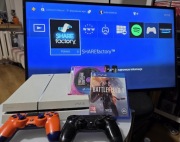 PlayStation 4 (White) | 500GB | 2 Pady | 2 Gry