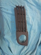 Audi A6 C5 kratka zaslepka zderzaka 4B0807681AA