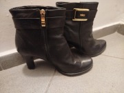 Piękne czarne botki z flekami