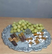 Rękodzieło Taca z żywicy epoksydowej Handmade beż ze srebrem 