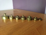 Odważniki do wagi mosiężne, kolekcjonerskie 7 szt.