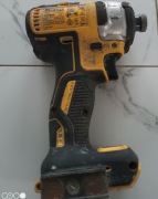 Zakretarka DeWalt dcf888 używana 