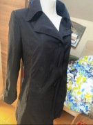 Czarny trencz lekki damski płaszcz świetny stan