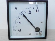 Miernik analogowy napięcia  stałego symetryczny +/- 40V