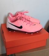 Korki Nike, buty do gry w pilke dla chlopca