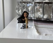 Figurka zizzlingers Disney Pocahontas