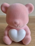 Różowy Miś z Sercem (artykuł dekoracyjny)