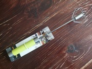 Ręczna trzepaczka do jajek, kremów itp.