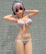 Figurka anime postać kobieta bikini kolekcjonerska Prezent 19cm ładna