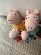 Rodzinka Peppy. Mama, tata, Peppa, George 