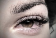Przedłużanie rzęs