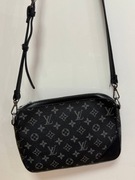 Czarna listonoszka Louis Vuitton