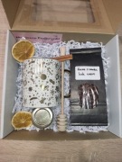 MINI BOX dla Niej zestaw prezentowy kubek prezent święta złote ozdoby