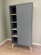 Zestaw szafa i komoda Marckeric Esteban - kolor szarozielony + drewno