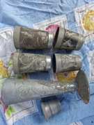 Kubki cynowe z ilustracjami 