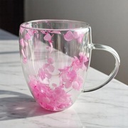 Szklanka termiczna z hortensją w środku róż 300 ml