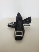 CLARKS czółenka niski obcas lakierki skóra lakierowana eleganckie 38