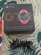 Amazfit GTR 42 Coral Red w doskonałym stanie