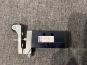 Zawór dźwigniowy z rolką  B43004RS