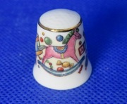 Naparstek Kolekcjonerski Porcelanowy Westchester  - Koń na biegunach 