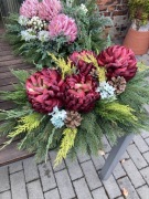 Kompozycja nagrobna stroik na wszystkich świętych