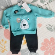 Komplet niemowlęcy 68 dres bluza spodnie miś unisex)