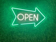 neon LED OPEN zielono/biały
