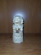 Wykopki strychowe Figurka Lwa, podpórka pod książki