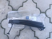 Zaślepka haka kratka W202 C Klasa 2028800405 2028850226 OEM oryginał