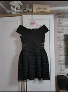 Zjawiskowa czarna sukienka Missguided – rozmiar S