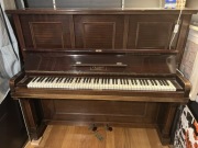 Pianino przedwojenne Petrof