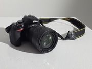 Nikon D5500 z obiektywem 18-105mm