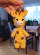 Breloczek zawieszka szydełkowa - żyrafa