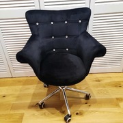 Fotel obrotowy czarny welur