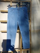 Spodnie jeans dziecięce rozmiar 158 firma TXM