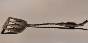 Widelec do ryb sardynek srebro p.800