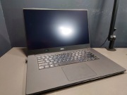 Laptop Dell Precision 5520 Xenon 4x 32 GB RAM 512gb SSD 4gb grafika win 11