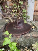 Kapelusz kowbojski zimowy