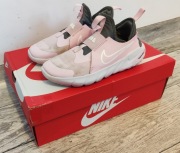 Buty treningowe NIKE Flex Runner 2 !Rozm.35 (22cm)