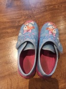 Buty dziecięce / kapcie r.27
