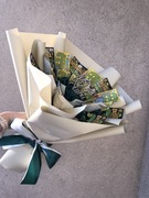 Bukiet ze zdrapek i kwiatków ze wstążki satynowe 18 szt