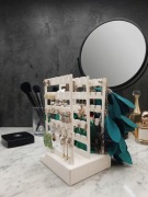 Organizer na 45 Par Kolczyków | Wyjmowane Karty 3D | Szybki Dostęp