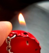 Brelok zapalniczka Coca-Cola breloczek jak nowy