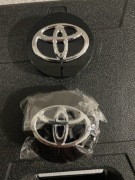 Nowe dekielki kolpaczki zaślepki Toyota 62 mm k-t