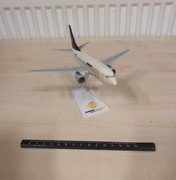 Model samolotu BOEING 737-700 Hamburg International 