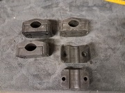 Uchwyty/obejmy ALPAR U50 do kabli/rur fi 25-50 mm